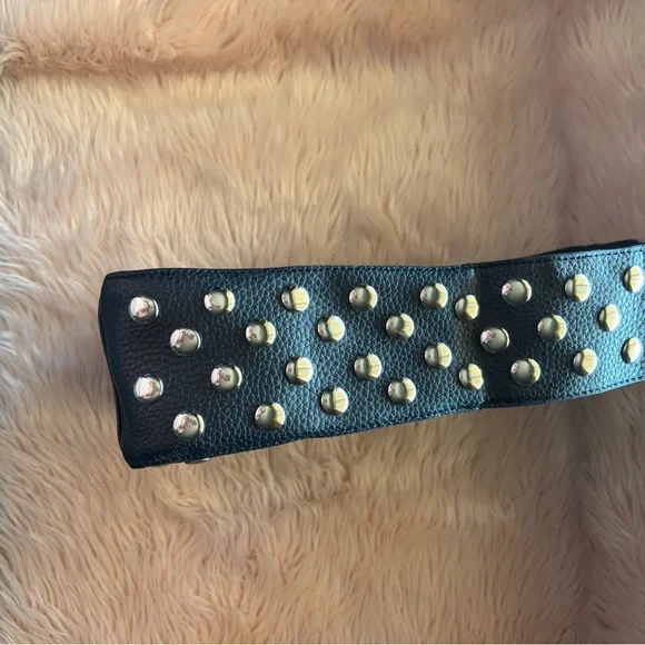 Floral Pattern Rug - Picture 6 of 8